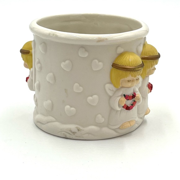 Vintage Hallmark Licensing Inc. Holiday 3D Love Praying Angels Bisque Large Mug - Picture 2 of 8